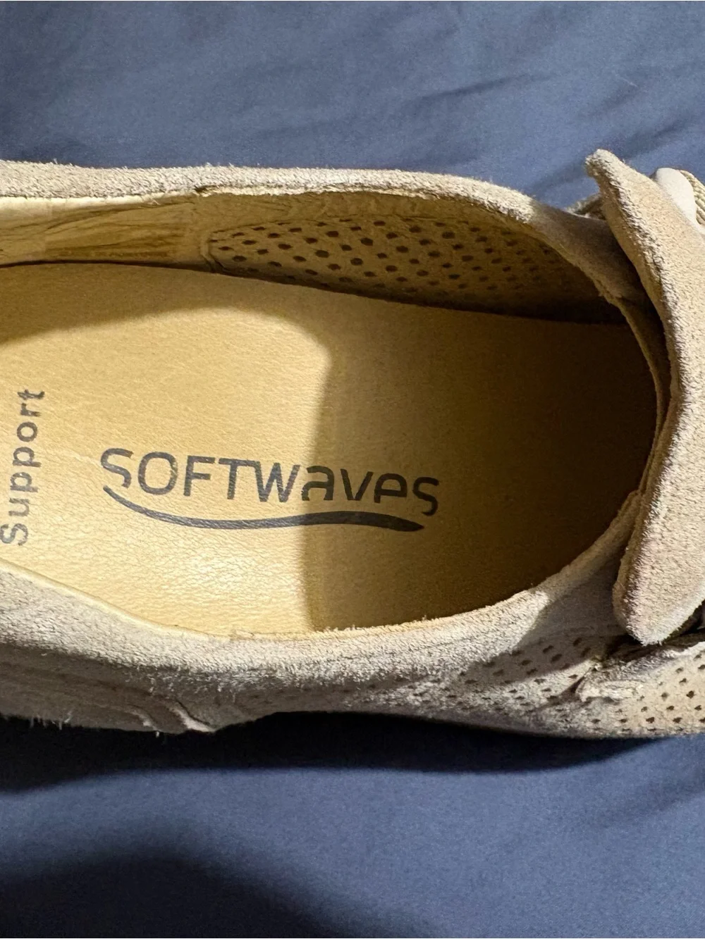 NWT SOFTWAVES Beige Suede Perforated Loafers with Chain Accent size; 7 for women
